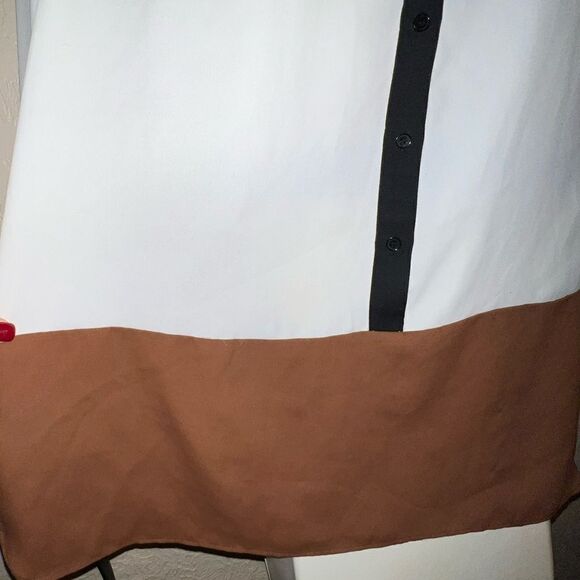 83. TalbotsāCream andĀ Tan Color Block Button Down Blouse L - Picture 2 of 6